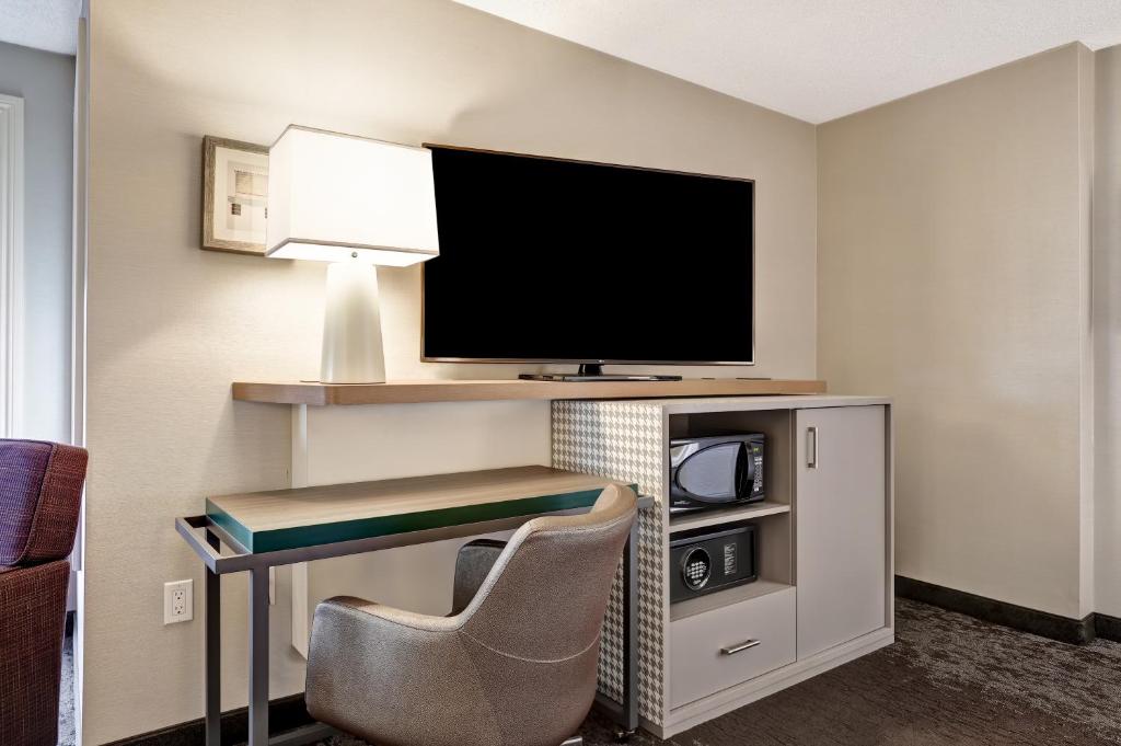 Holiday Inn - Ottawa Dwtn - Parliament Hill, an IHG Hotel photo 4