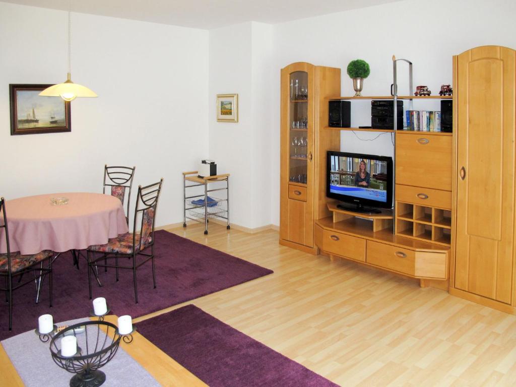Apartment Glowe - GLW654 by Interhome photo 1