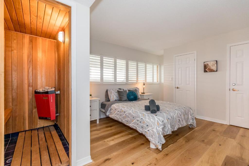 Stunning Townhouse - 3 BDRM Blue Mountain Village Sauna! photo 1