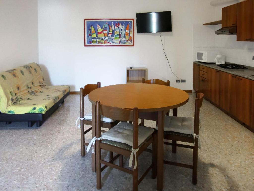 Apartment Le Rasole-5 by Interhome photo 4
