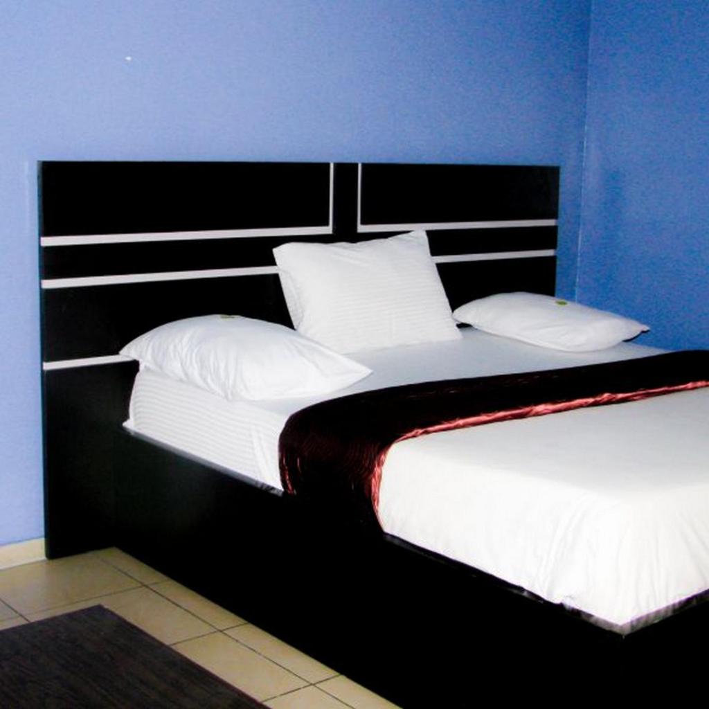 Room in Lodge - Londa Hotel and Suites photo 2