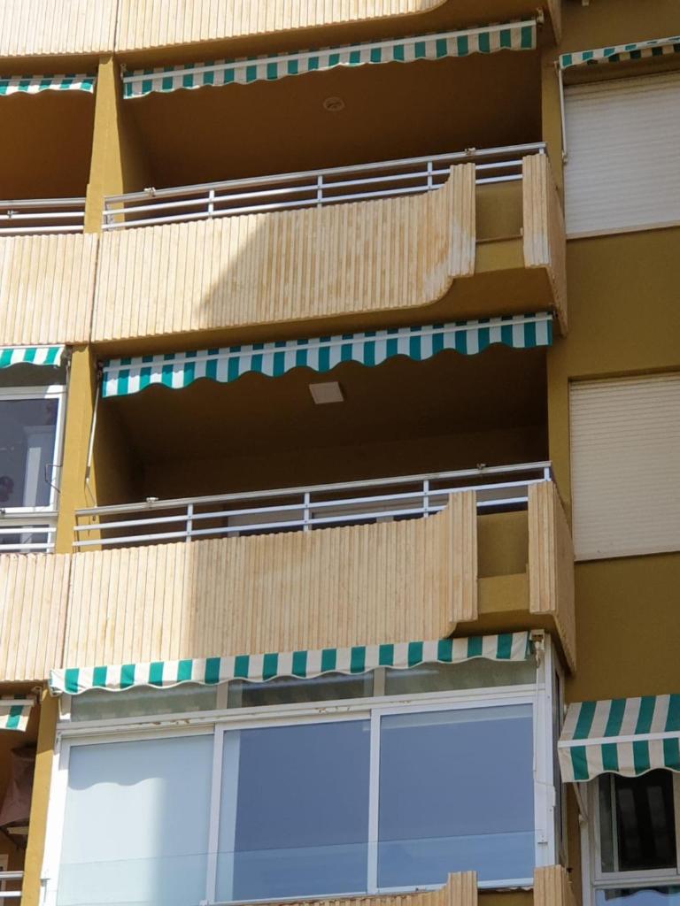 Bonito apartamento en primera línea de playa photo 1