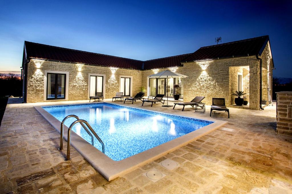 Villa Mala photo 2