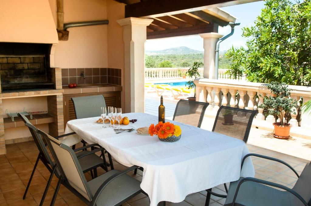 Finca Ullastre photo 3