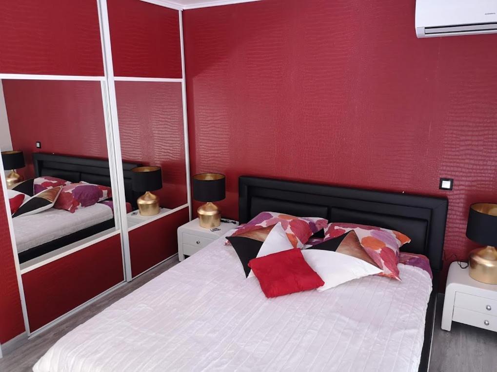 Chambre La Palmeraie village naturiste photo 2