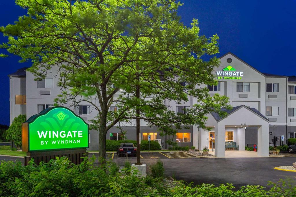 Wingate by Wyndham Gurnee image