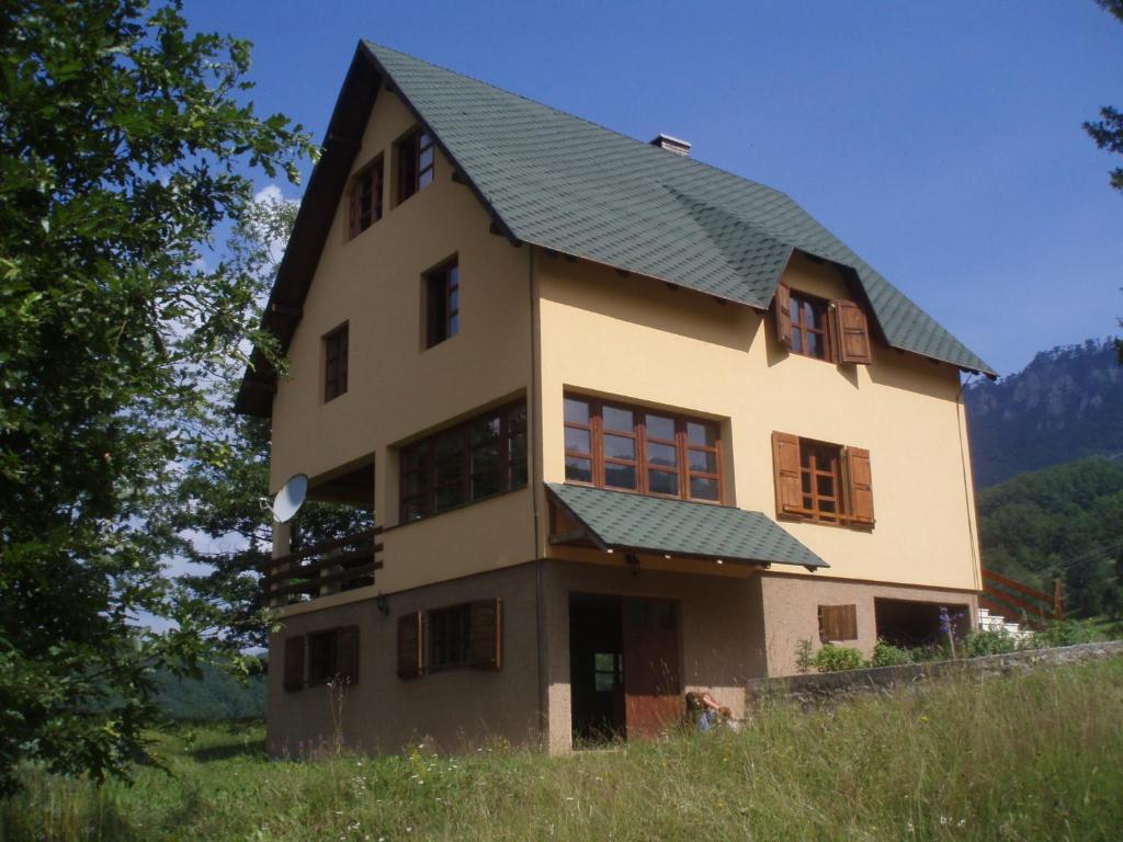 Guest House Tara Canyon photo 3