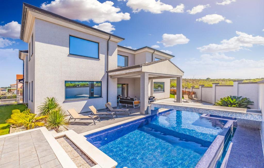 Exclusive VILLA Volme photo 1