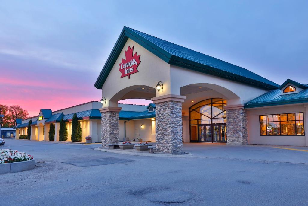 Canad Inns Destination Centre Portage la Prairie photo 2