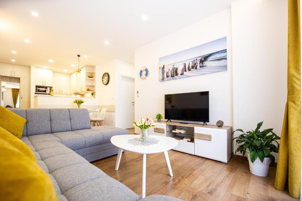Milara Apartments photo 2