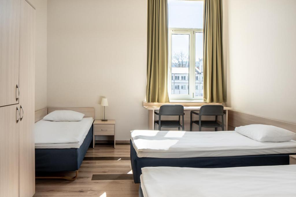 Четырехместный (Четырехместный номер эконом-класса), Corner Hotel