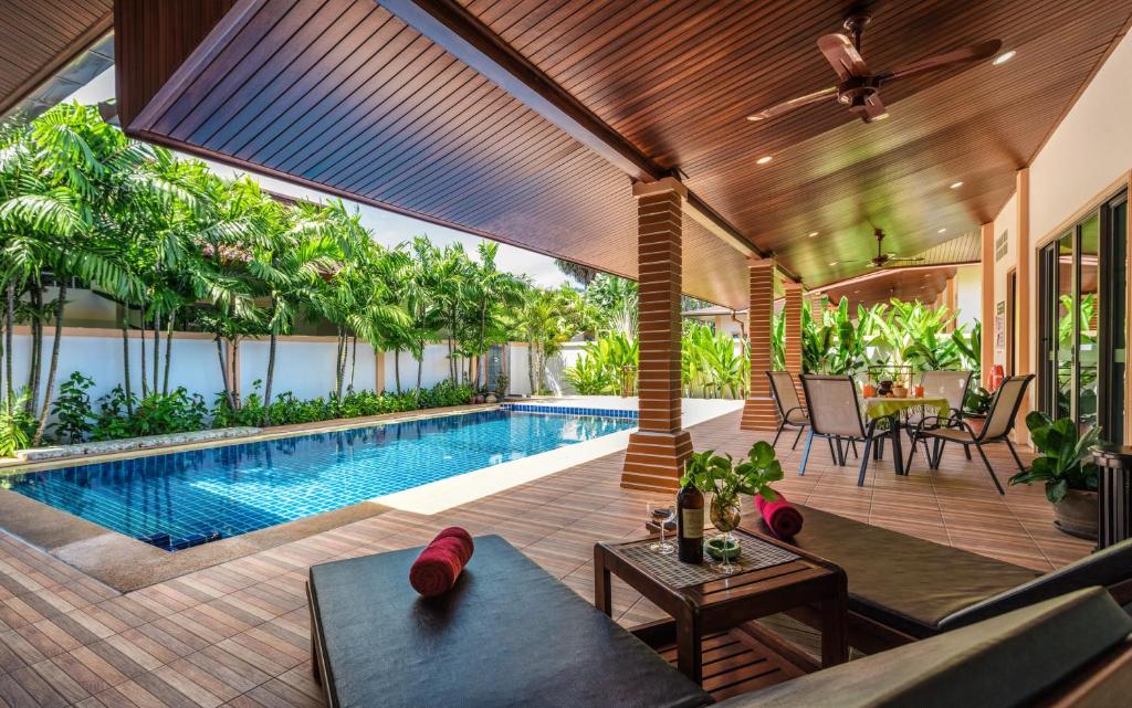 Вилла (Вилла с 3 спальнями), Orchid Garden Pool Villa Rawai