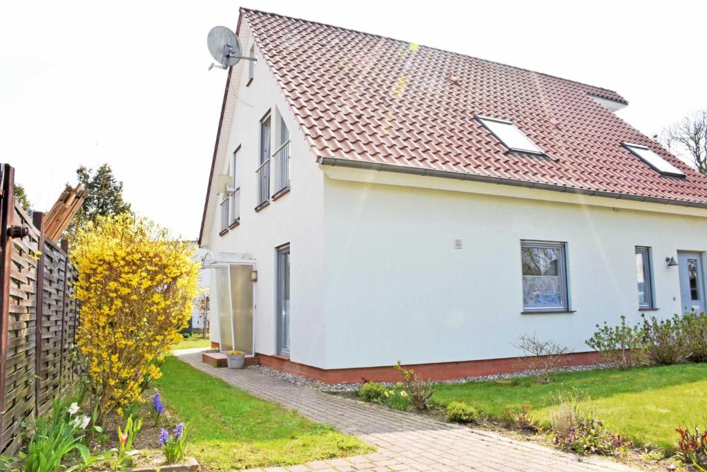 DEB 041 Ferienwohnung am Kurpark A