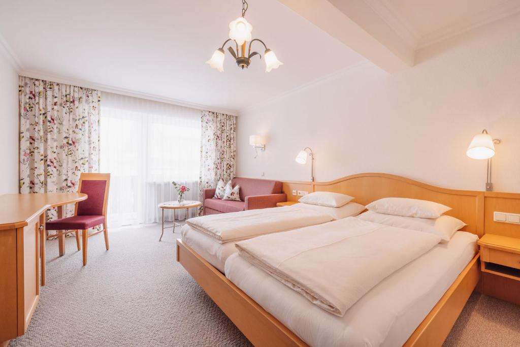 Hotel Garni Lavendel - Tap to explore photos