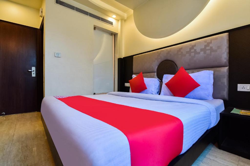 Трехместный (Классический трехместный номер), Hotel Gauranga