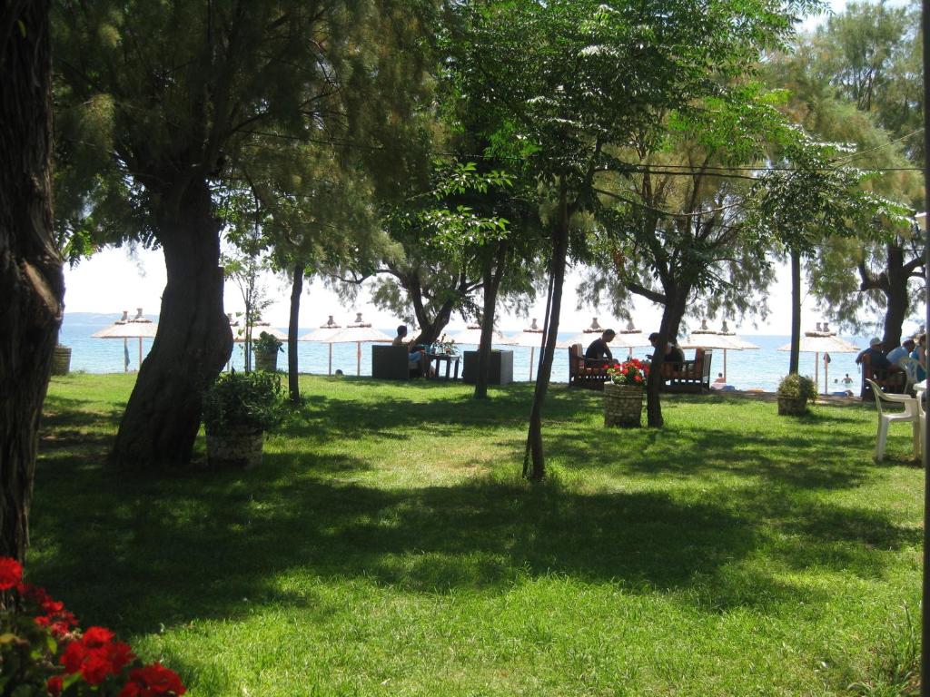 Eleni Rooms Develiki photo 4