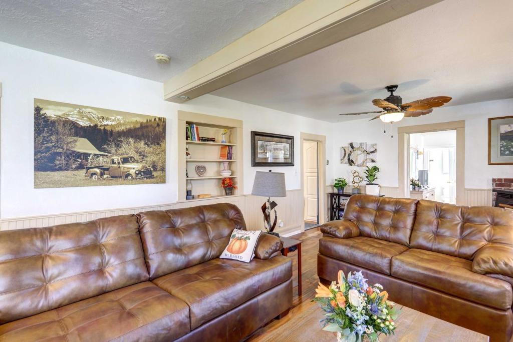 Charming Montrose Family Home Block to Downtown! photo 4