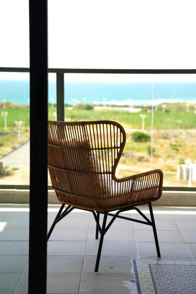 4 Bedroom Beach Apartment with Stunning Views photo 2