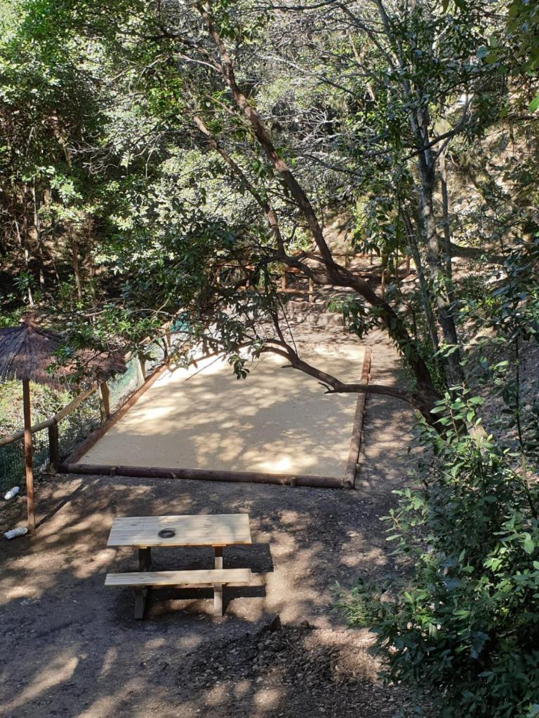 Le Domaine du Naizadou chalet lou grilh photo 4