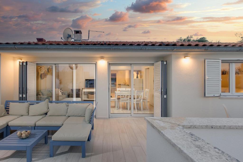 Villa Liva photo 3