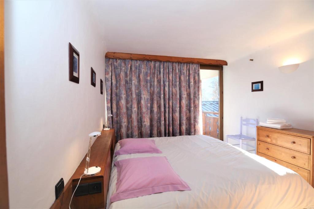 Chalet Bouquetin- Lynx for up to 6 people photo 1