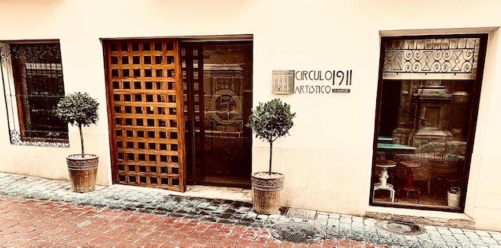 Círculo Artístico 1911 Hotel Boutique - Tap to explore photos