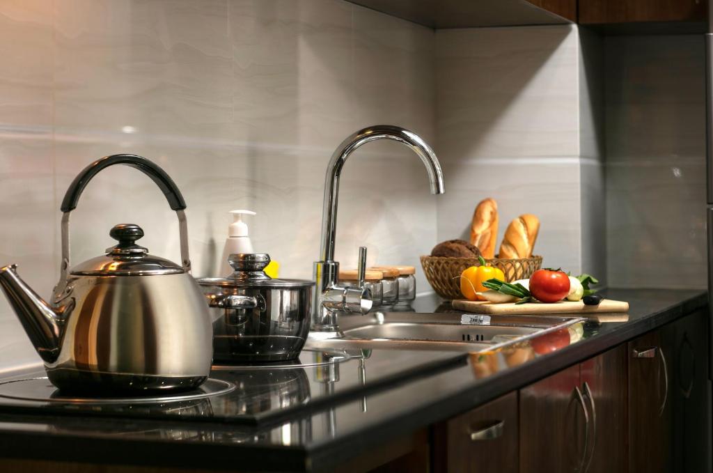 Poonsa Serviced Apartment 7