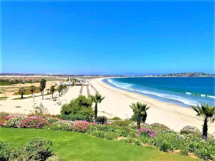 Puerto Velero Primera Línea Primer Piso al lado de la Playa! 8pax photo 4