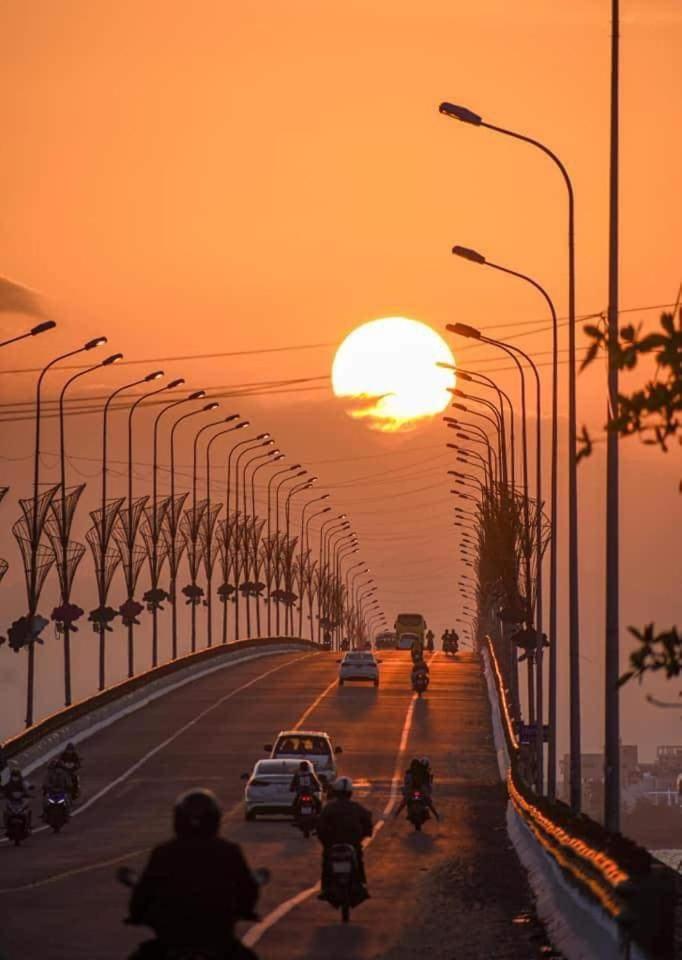 FLC SEA TOWER - 4 STUDIO 16 PAX SKY VIEW