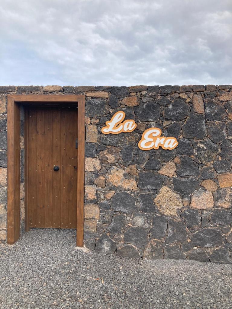 LA ERA 1 photo 1