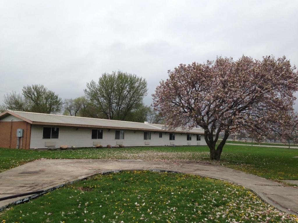 Economy Inn - Lafayette photo 1