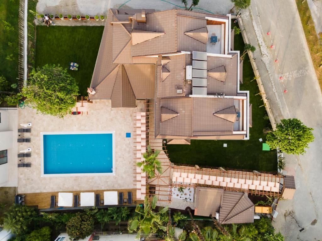 WEST HOUSE EXCLUSIVE HOTEL photo 1