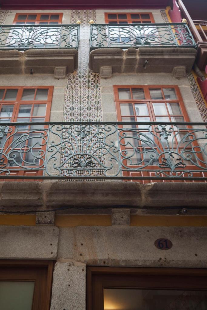 Апартаменты (Apartment with Balcony - Rua dos Caldeireiros nº 59), Go2Oporto - Historical Center