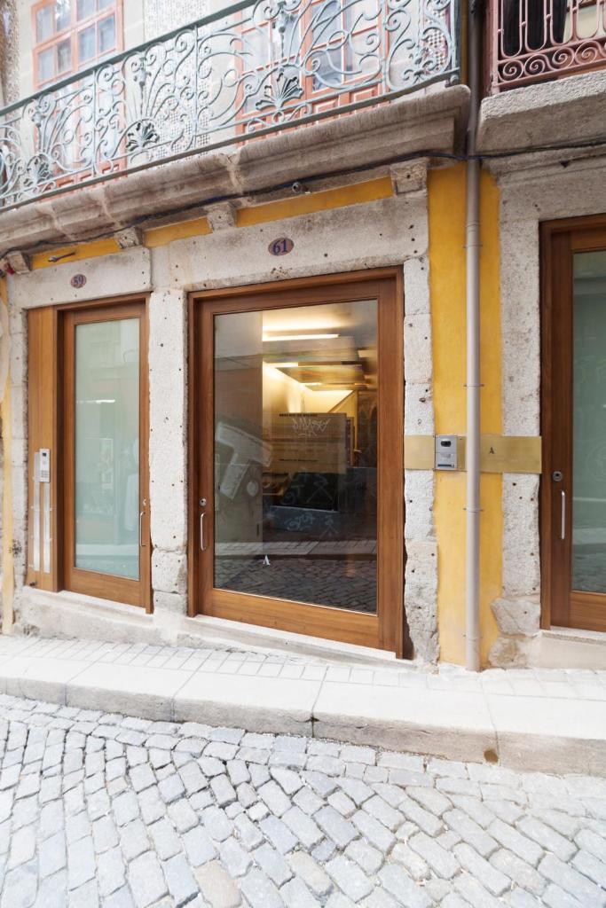 Апартаменты (Apartment with Balcony - Rua dos Caldeireiros nº 59), Go2Oporto - Historical Center