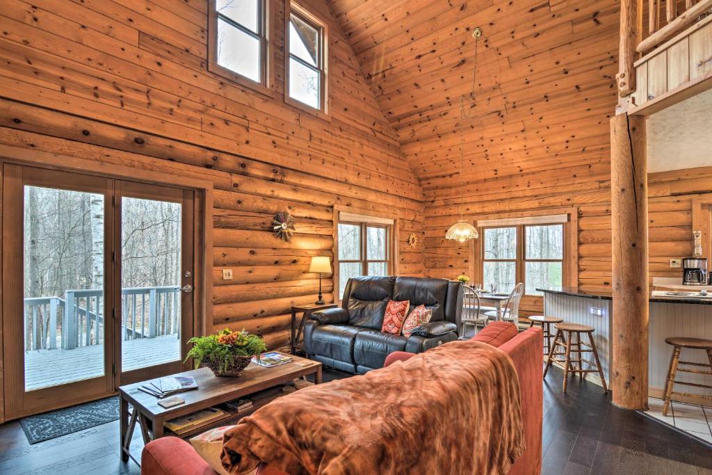 Secluded Gaylord Cabin with Deck and Gas Grill! photo 3