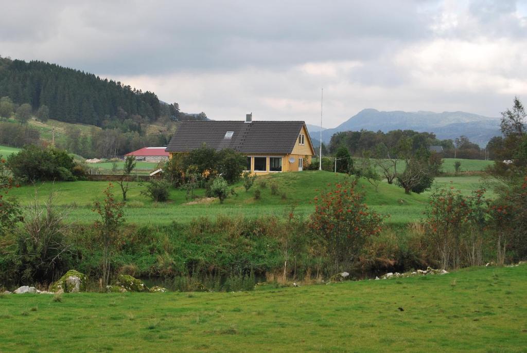 Eikeland Gard photo 1