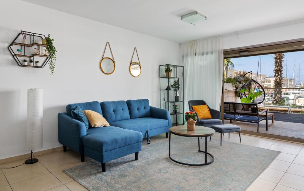 Lagoon Water Front Suite photo 1