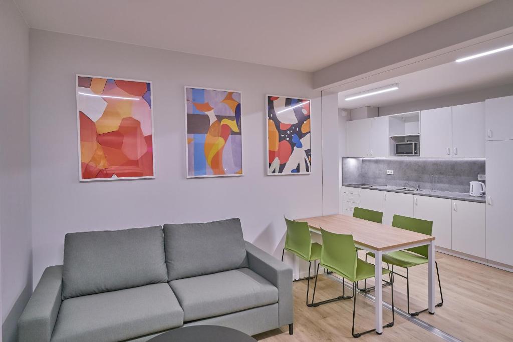 Апартаменты (Апартаменты Делюкс), Apartamenty Collegia