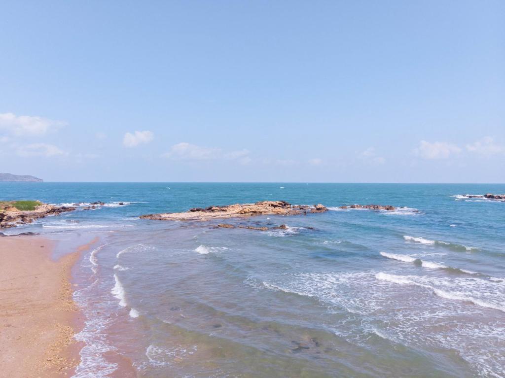 Kalamaki Mare Suites photo 4