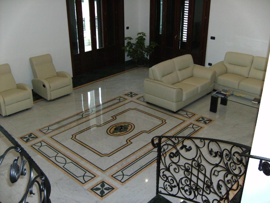 Villa Gloria Bed & Breakfast photo 3
