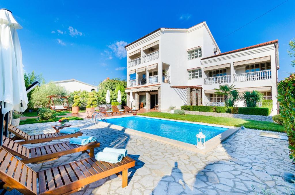 Apartments Sinisa Malinska photo 1
