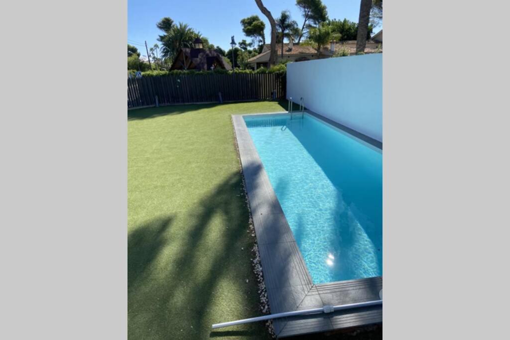 Modern Villa With Private Pool/ 400m To The Beach photo 3