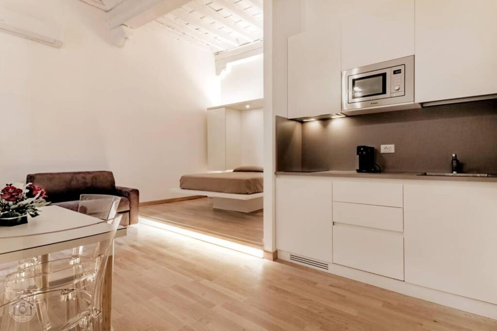 NAVONA luxury loft with terrace Room Type - Loft