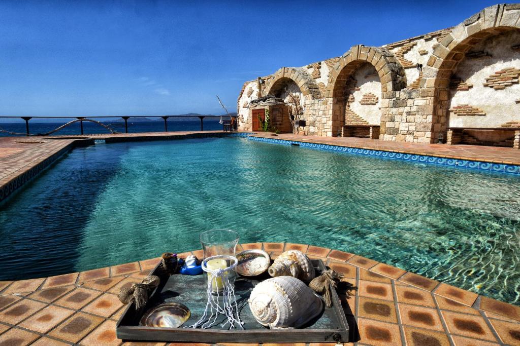 Luxurious Villa by the sea photo 4