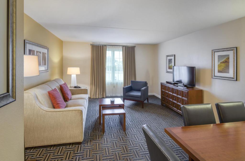 Club Wyndham Long Wharf photo 2
