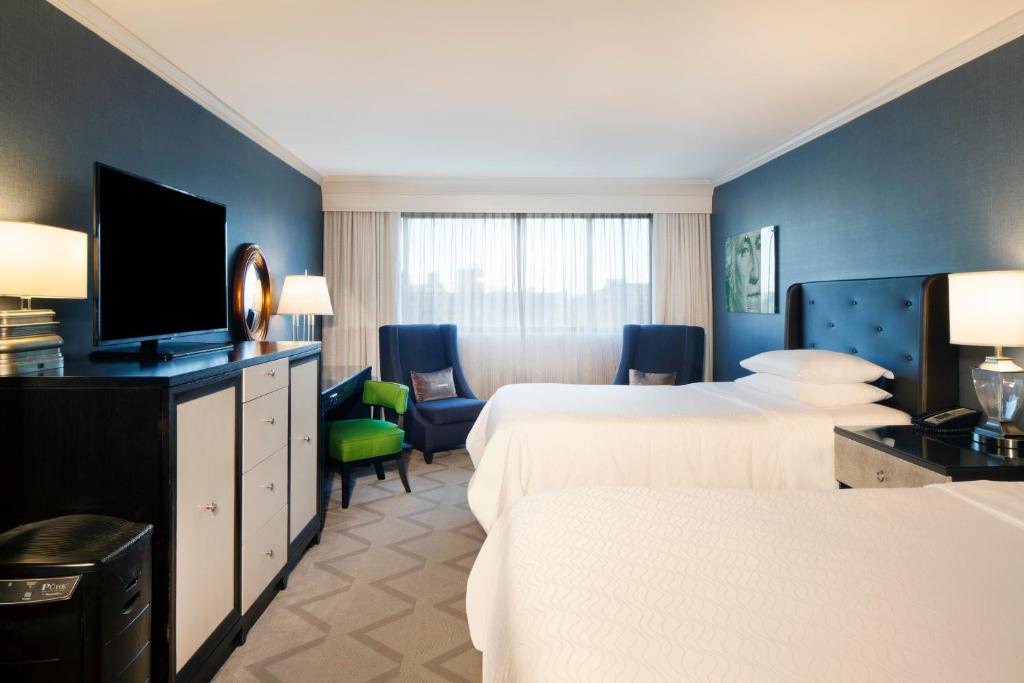 Двухместный (Двухместный номер Делюкс с 1 кроватью), Melrose Georgetown Hotel