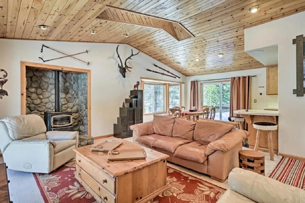 Kingswood Estate Cabin Retreat photo 4