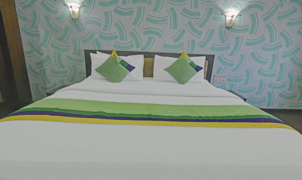 Двухместный (Двухместный номер Делюкс с 1 кроватью), Seashell Residency & Restaurant