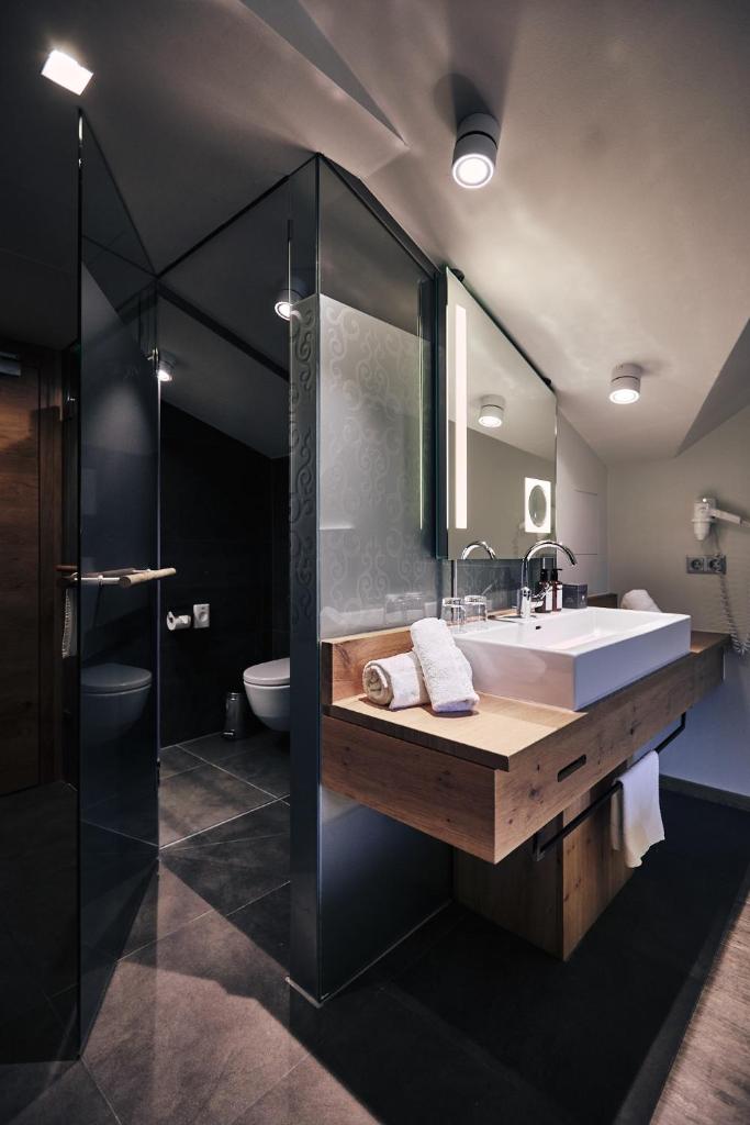 Двухместный (Улучшенный номер с кроватью размера «king-size»), Hotel Gerl