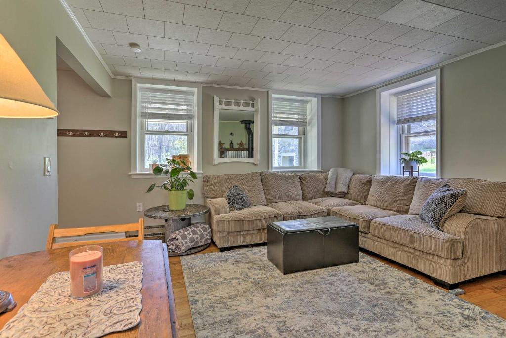 Idyllic Hellertown Cottage with Patio and Fire Pit! photo 4